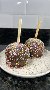 Maçã do Amor de Chocolate e Fio de Vidro